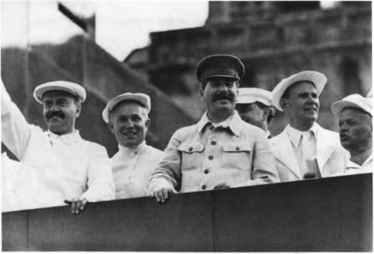 О команде Сталина - годы опасной жизни в советской политике