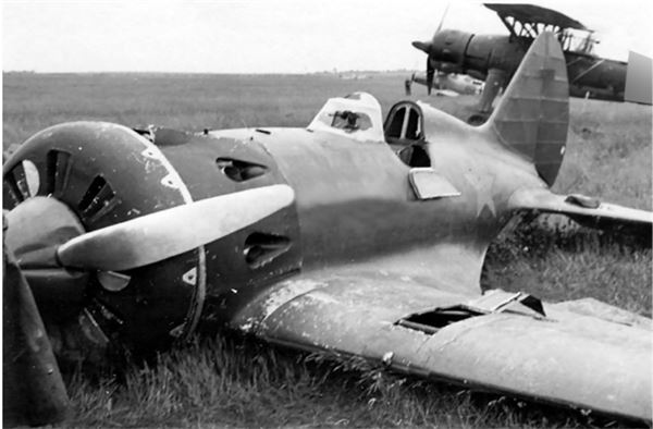 Небо вторжения. Горячее лето 1941 года Небо вторжения. Горячее лето 1941 года