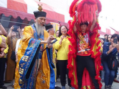 Калугин Сергей - Гадатели старого Китая