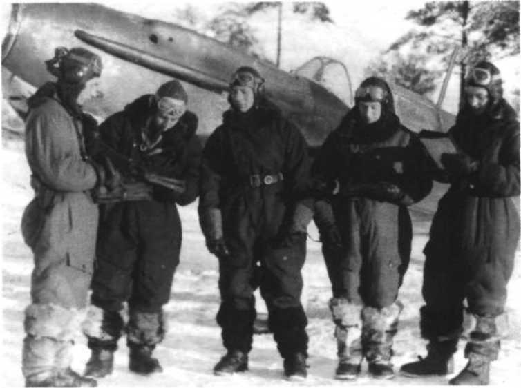 Я дрался с асами люфтваффе. На смену павшим. 1943-1945 Я дрался с асами люфтваффе. На смену павшим. 1943-1945