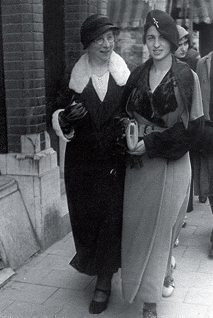 Танцующая в Аушвице Танцующая в Аушвице