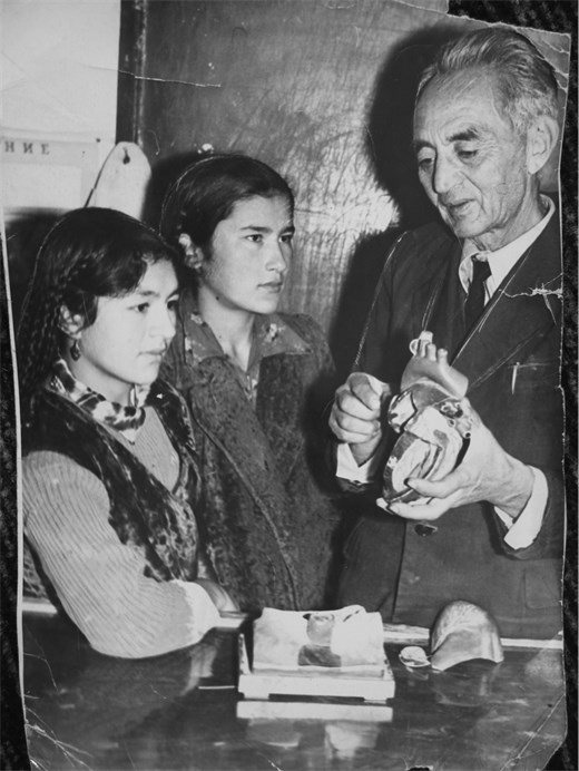 Советский кишлак. Между колониализмом и модернизацией Советский кишлак. Между колониализмом и модернизацией