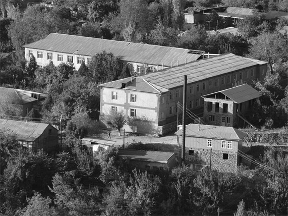 Советский кишлак. Между колониализмом и модернизацией Советский кишлак. Между колониализмом и модернизацией