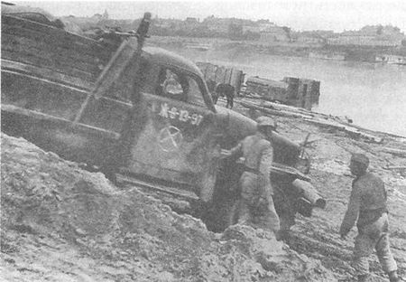 100 дней в кровавом аду. Будапешт - "дунайский Сталинград"? 100 дней в кровавом аду. Будапешт - "дунайский Сталинград"?