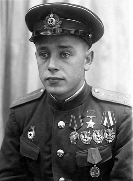 Нас звали «смертниками». Исповедь торпедоносца Нас звали «смертниками». Исповедь торпедоносца