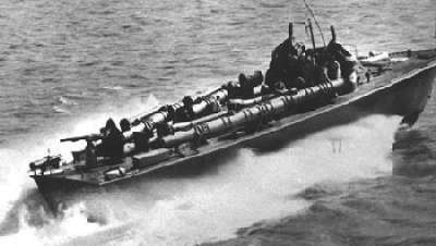 Тени над Заполярьем. Действия Люфтваффе против советского Северного флота и союзных конвоев Тени над Заполярьем. Действия Люфтваффе против советского Северного флота и союзных конвоев