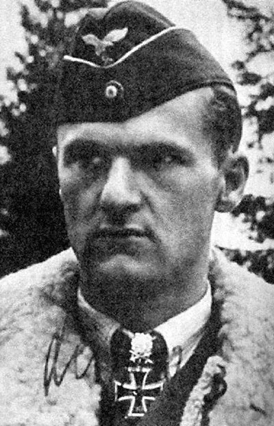 На перехват! Летная книжка "сталинского сокола" На перехват! Летная книжка "сталинского сокола"