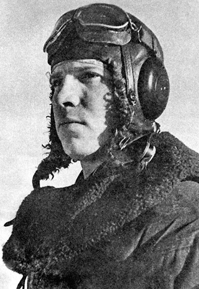 На перехват! Летная книжка "сталинского сокола" На перехват! Летная книжка "сталинского сокола"