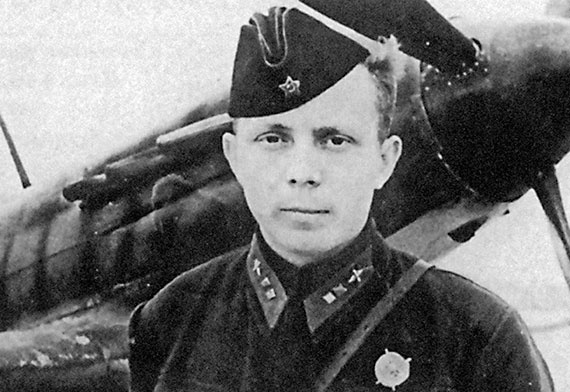 На перехват! Летная книжка "сталинского сокола"