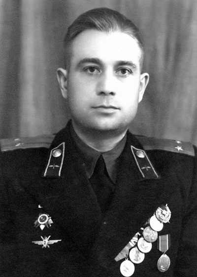 На перехват! Летная книжка "сталинского сокола"