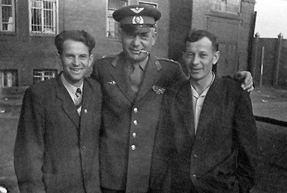 На перехват! Летная книжка "сталинского сокола"