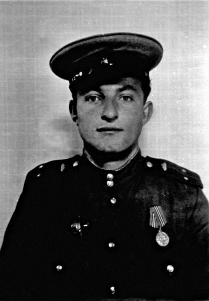 Командир Т-34. На танке до Победы Командир Т-34. На танке до Победы