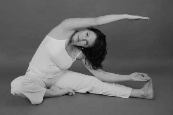 Йога для стройности, здоровья и красоты