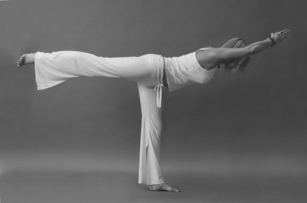 Йога для стройности, здоровья и красоты Йога для стройности, здоровья и красоты