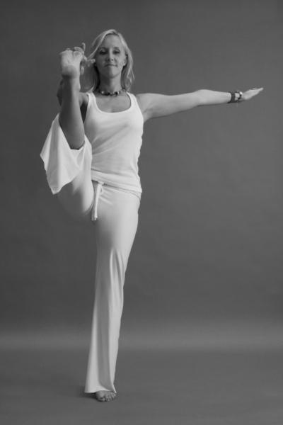 Йога для стройности, здоровья и красоты Йога для стройности, здоровья и красоты