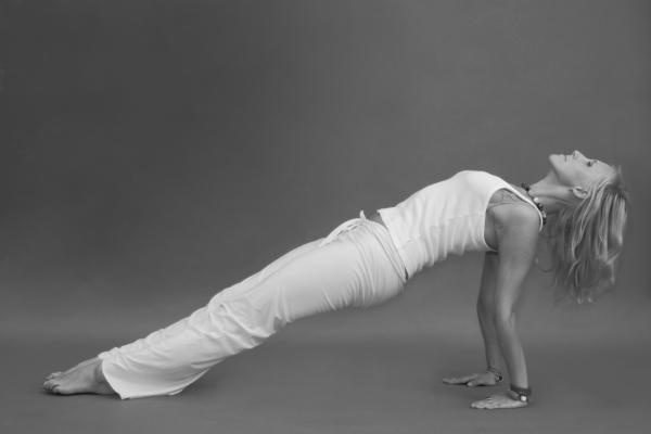 Йога для стройности, здоровья и красоты