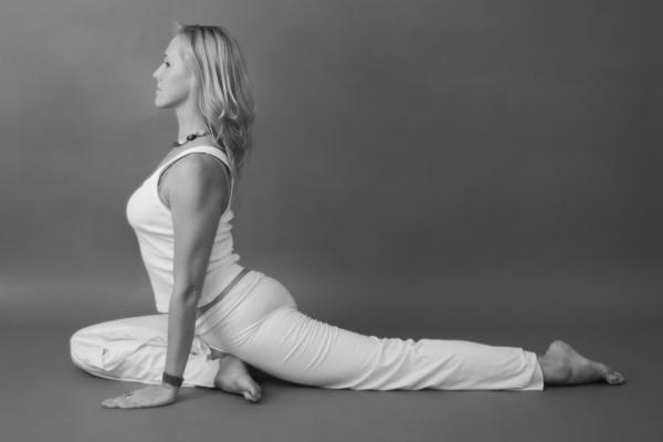 Йога для стройности, здоровья и красоты