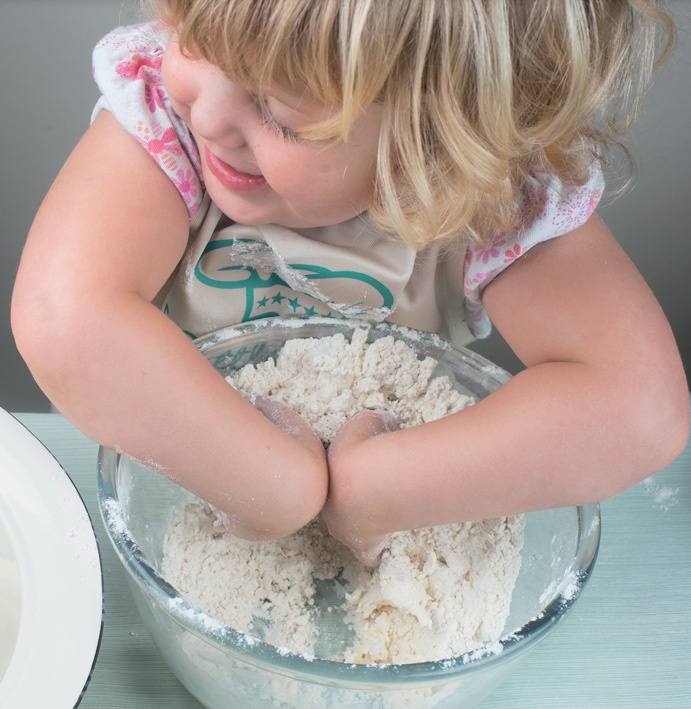Поваренок с пеленок: Как проводить время на кухне весело и с пользой Поваренок с пеленок: Как проводить время на кухне весело и с пользой