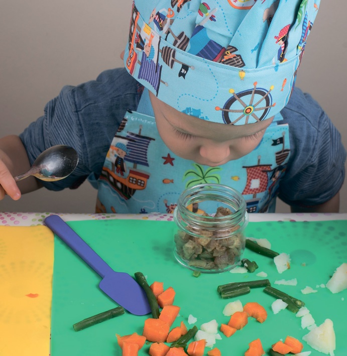 Поваренок с пеленок: Как проводить время на кухне весело и с пользой Поваренок с пеленок: Как проводить время на кухне весело и с пользой