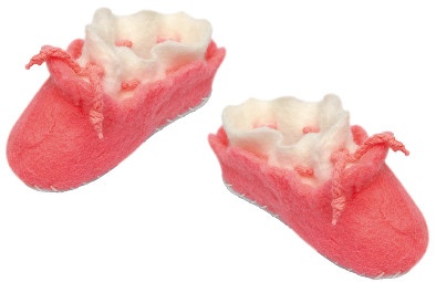 Тапочки ручной работы: новые модели для взрослых и детей