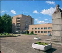 Новый век начался с понедельника