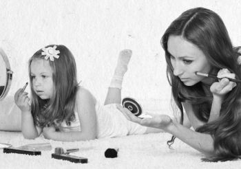 Девочка. Девушка. Женщина Девочка. Девушка. Женщина