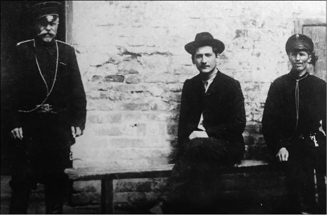 Сто великих криминальных драм XX века Сто великих криминальных драм XX века