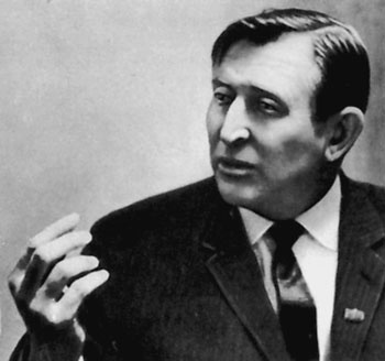 100 великих футбольных матчей