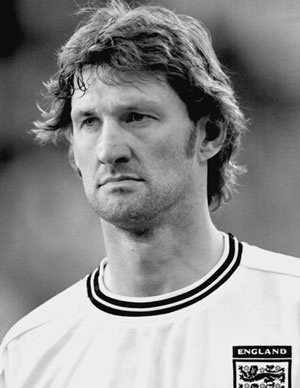 100 великих футбольных матчей