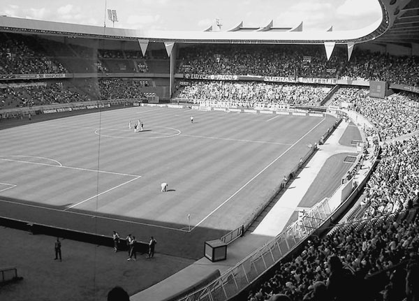 100 великих футбольных матчей