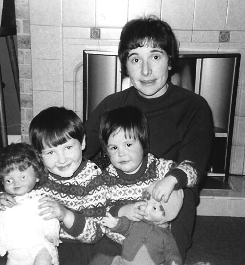 Джоан Роулинг. Всё о Гарри Поттере, жизни и любви Джоан Роулинг. Всё о Гарри Поттере, жизни и любви