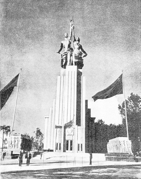 Высотки сталинской Москвы. Наследие эпохи