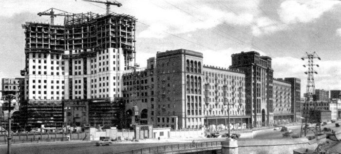 Высотки сталинской Москвы. Наследие эпохи