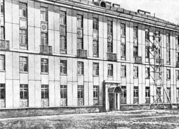 Высотки сталинской Москвы. Наследие эпохи