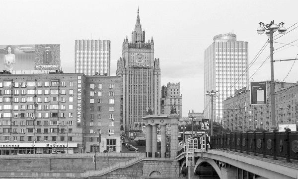 Высотки сталинской Москвы. Наследие эпохи
