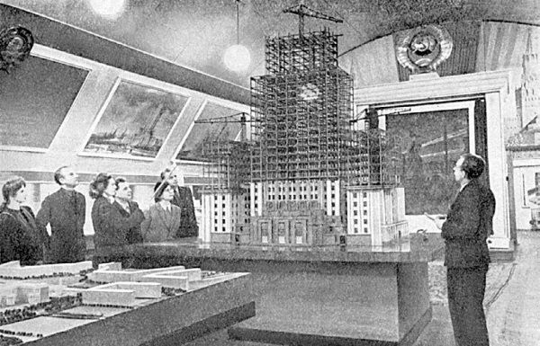 Высотки сталинской Москвы. Наследие эпохи