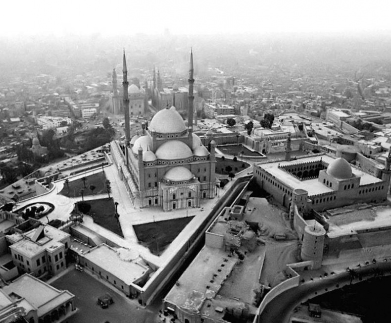 Конец Великолепного века, или Загадки последних невольниц Востока Конец Великолепного века, или Загадки последних невольниц Востока