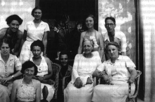 Ромен Гари, хамелеон Ромен Гари, хамелеон