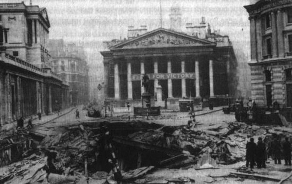 Ромен Гари, хамелеон Ромен Гари, хамелеон