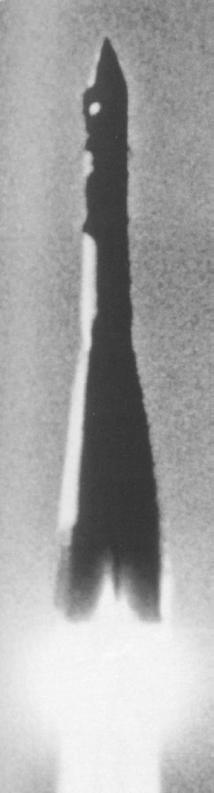 Юрий Гагарин. Человек-легенда Юрий Гагарин. Человек-легенда