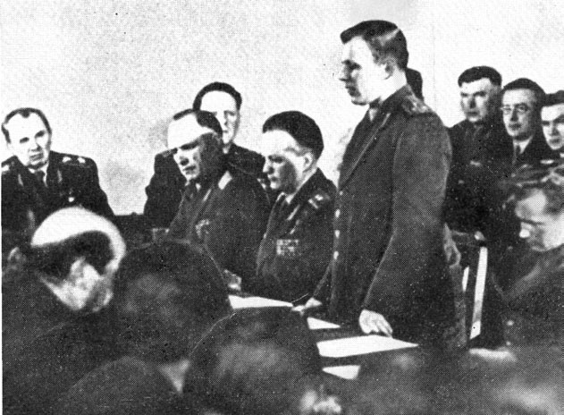 Юрий Гагарин. Человек-легенда Юрий Гагарин. Человек-легенда