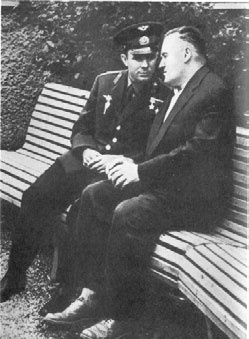 Юрий Гагарин. Человек-легенда Юрий Гагарин. Человек-легенда