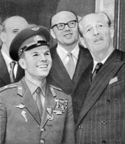 Юрий Гагарин. Человек-легенда Юрий Гагарин. Человек-легенда