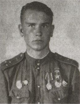 Сталинские соколы против асов Люфтваффе Сталинские соколы против асов Люфтваффе