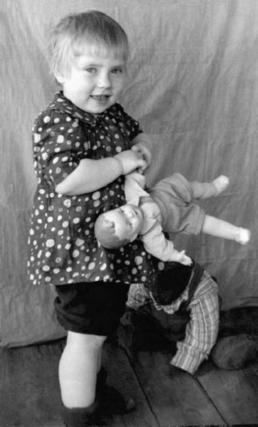 Инна Чурикова. Судьба и тема