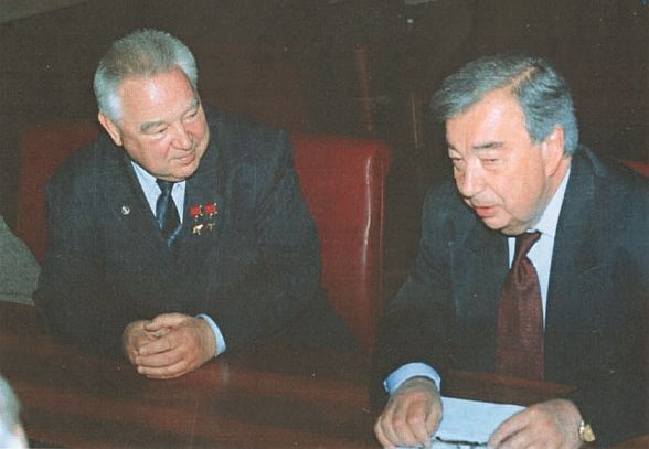 Космонавт №34. От лучины до пришельцев Космонавт №34. От лучины до пришельцев