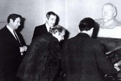 Театр без вранья