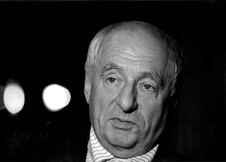 Петр Фоменко. Энергия заблуждения Петр Фоменко. Энергия заблуждения