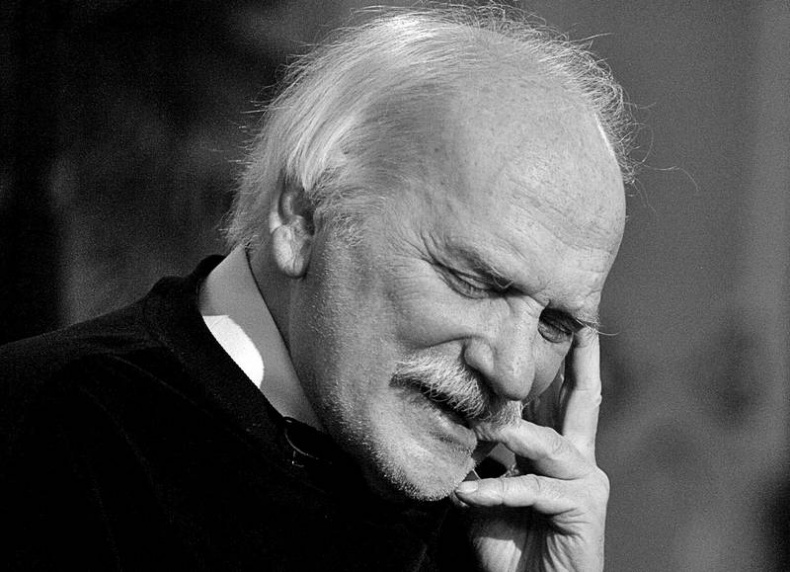 Петр Фоменко. Энергия заблуждения Петр Фоменко. Энергия заблуждения