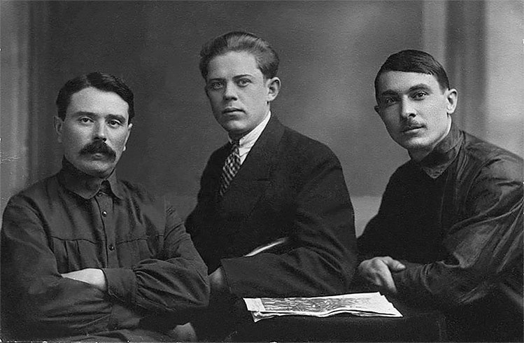 Наша счастливая треклятая жизнь Наша счастливая треклятая жизнь